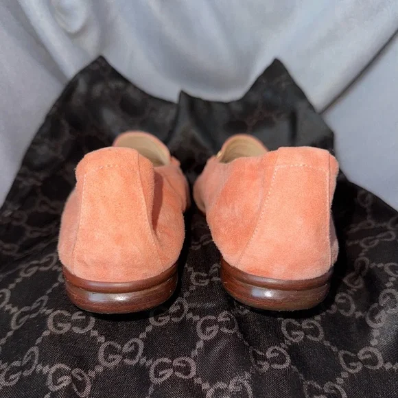 VTG GUCCI Pastel Pink Gold Tone Horsebit Suede Soft Loafers 37 7